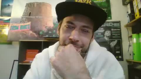 Snapshot of leonidascum chatting on November 27, 10:17 am leonidascum online show from November 27, 10:17 am