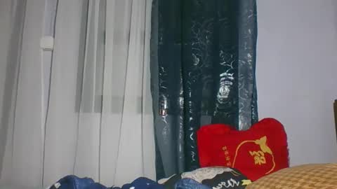 leonnida online show from April 4, 7:22 pm