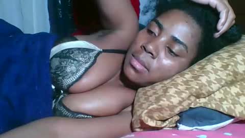 leonnida online show from April 17, 7:17 pm