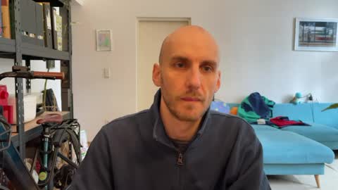 Leon online show from March 26, 2:33 pm