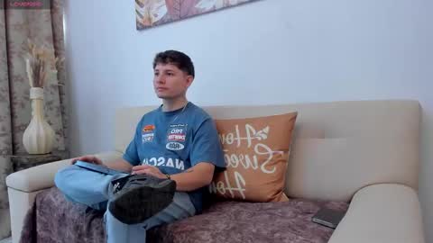 Snapshot of leoo_miller chatting on October 11, 8:40 pm Leo online show from October 11, 8:40 pm