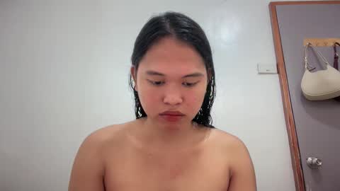 Jenn online show from April 22, 1:30 am