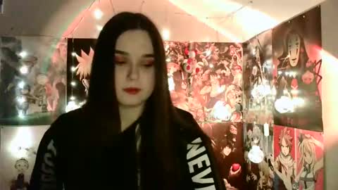 Snapshot of leraaa72 chatting on December 16, 10:08 am little secret online show from December 16, 10:08 am