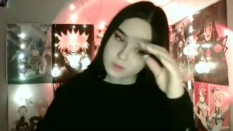 Snapshot of leraaa72 chatting on December 27, 7:18 am little secret online show from December 27, 7:18 am