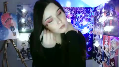 Snapshot of leraaa72 chatting on January 5, 7:49 am little secret online show from January 5, 7:49 am