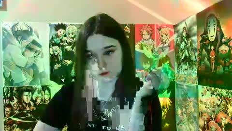 Snapshot of leraaa72 chatting on March 3, 7:06 pm little secret online show from March 3, 7:06 pm