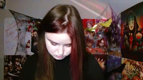 Snapshot of leraaa72 chatting on October 13, 6:02 am little secret online show from October 13, 6:02 am