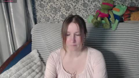 Snapshot of lesanamagic chatting on June 5, 7:19 pm LesanaMagic online show from June 5, 7:19 pm