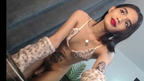 Snapshot of lesi_trisha chatting on March 7, 12:01 pm Trisha18 online show from March 7, 12:01 pm