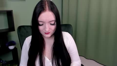 Lesley online show from October 6, 5:16 am