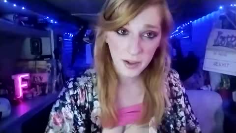 LesleyGumGrass- The Boring Trans girl online show from March 7, 7:41 am