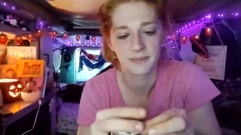 LesleyGumGrass- The Boring Trans girl online show from September 18, 7:49 pm