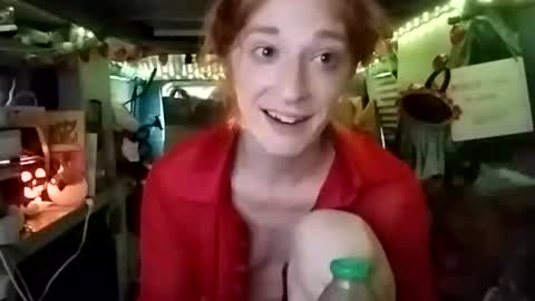 LesleyGumGrass- The Boring Trans girl online show from November 8, 7:34 pm