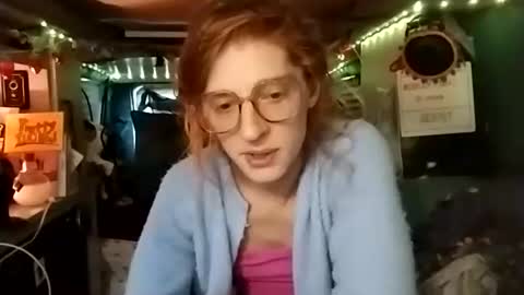 LesleyGumGrass- The Boring Trans girl online show from November 25, 6:19 pm