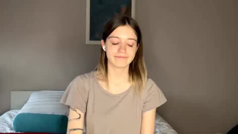 Sia online show from November 14, 11:31 am