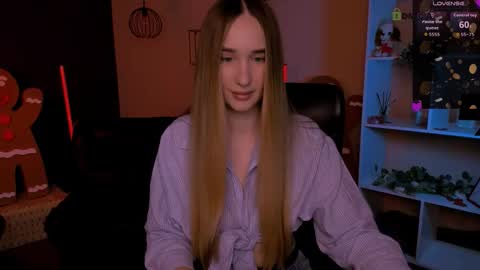 leslie_bird online show from December 18, 10:10 am