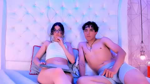 leslieandbryan online show from May 13, 4:43 am
