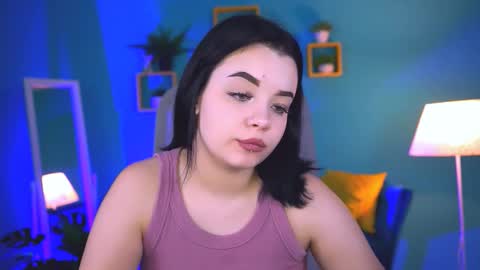 LeslieRowe online show from October 5, 8:29 pm
