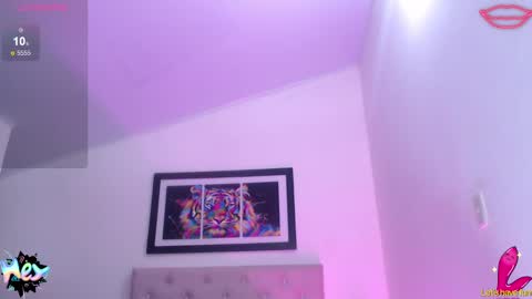 Snapshot of leslyandika chatting on January 11, 11:56 am LeslyAndika online show from January 11, 11:56 am