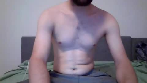 Snapshot of lestaro chatting on June 3, 10:48 pm neoglo online show from June 3, 10:48 pm