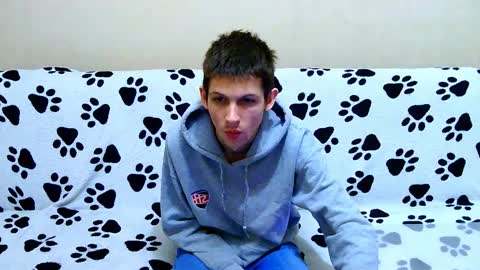 lester_broo online show from February 26, 4:33 am