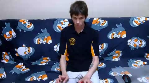 Snapshot of lester_broo chatting on August 1, 7:24 pm lester_broo online show from August 1, 7:24 pm