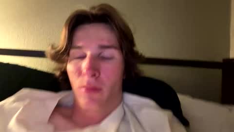 Snapshot of lethaltt15 chatting on December 22, 2:52 am lethaltt15 online show from December 22, 2:52 am