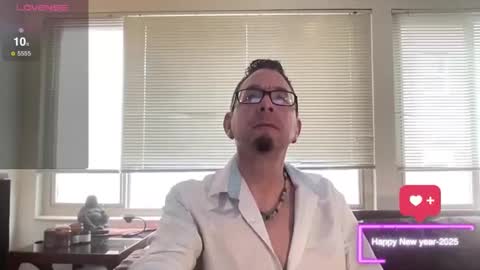 letloverule63 online show from March 9, 7:48 pm