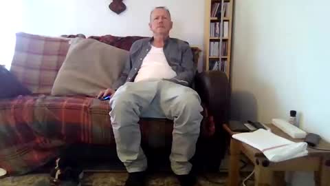 Snapshot of letmestrip chatting on September 25, 5:38 pm paul online show from September 25, 5:38 pm