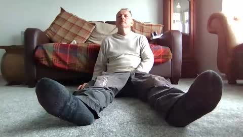 Snapshot of letmestrip chatting on October 7, 11:18 am paul online show from October 7, 11:18 am