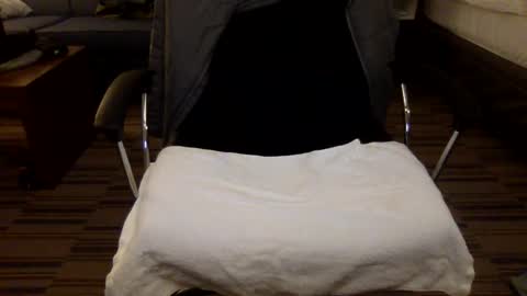 lets_get_weird_87 online show from February 2, 1:59 am