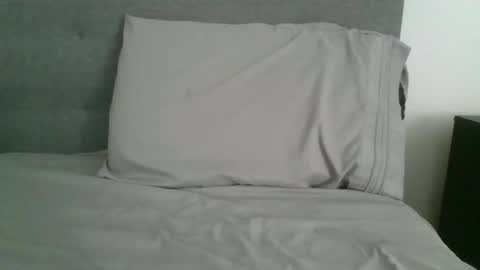lets_play143 online show from May 30, 12:41 am