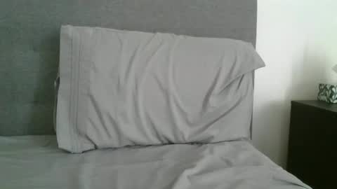 Snapshot of lets_play143 chatting on June 30, 12:11 am lets_play143 online show from June 30, 12:11 am