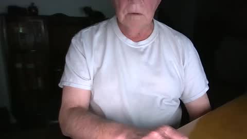 letscum2gether0 online show from April 29, 12:59 am