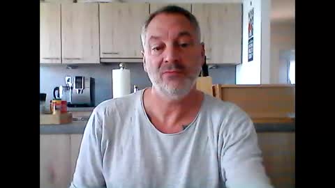 Snapshot of letshavefun2gether68 chatting on May 21, 8:21 am letshavefun2gether68 online show from May 21, 8:21 am
