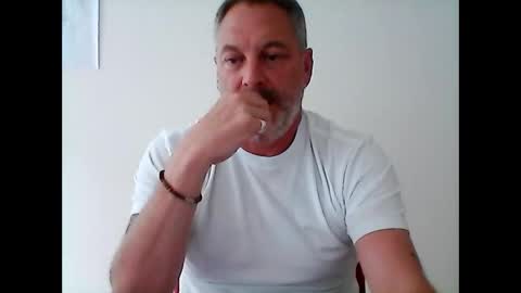 Snapshot of letshavefun2gether68 chatting on May 27, 11:51 am letshavefun2gether68 online show from May 27, 11:51 am