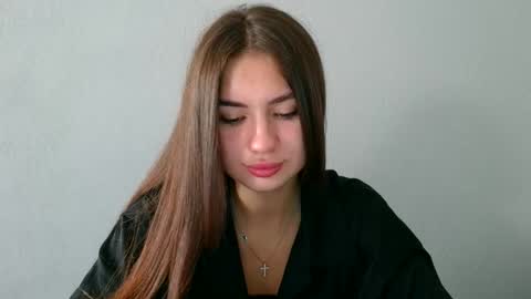 Snapshot of lette_emily chatting on September 18, 7:21 am Emily online show from September 18, 7:21 am