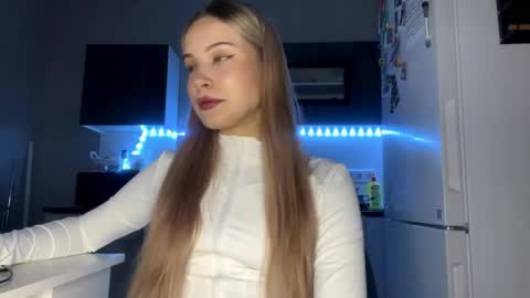 Kate online show from April 27, 3:21 pm