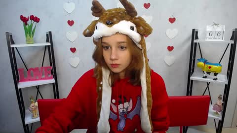 letty_curly online show from December 6, 12:05 pm