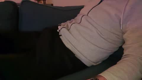 leukurrt online show from February 4, 7:09 pm