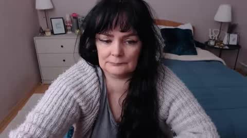 Mary online show from January 13, 1:16 pm