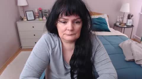 Mary online show from February 14, 1:08 pm