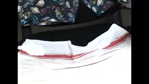 lewdnlovely online show from November 12, 7:20 am