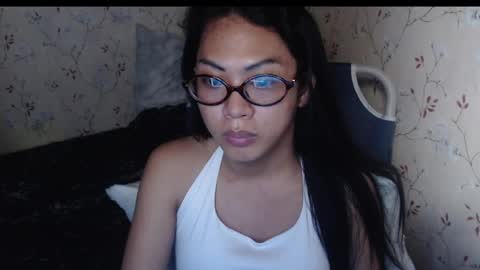 Snapshot of lexi09822 chatting on May 14, 2:18 am Hev Lexi online show from May 14, 2:18 am