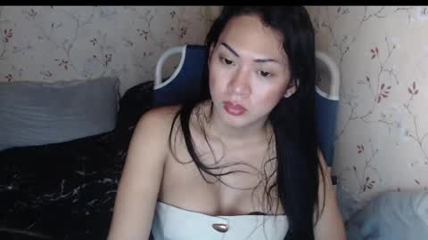Snapshot of lexi09822 chatting on May 16, 10:01 am Hev Lexi online show from May 16, 10:01 am