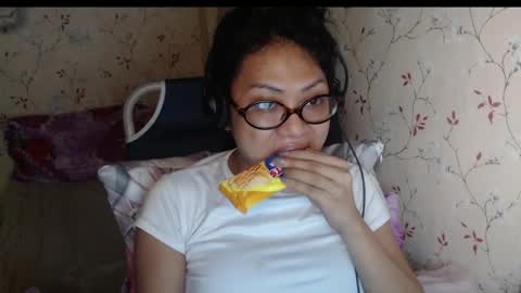 Snapshot of lexi09822 chatting on May 26, 12:39 am Hev Lexi online show from May 26, 12:39 am