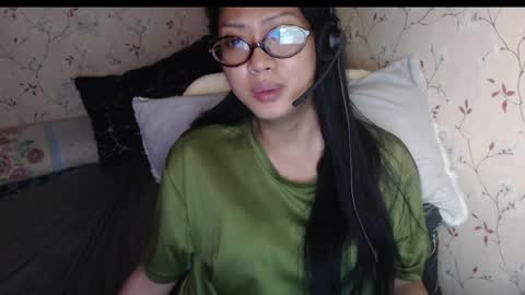Snapshot of lexi09822 chatting on June 7, 7:45 am Hev Lexi online show from June 7, 7:45 am