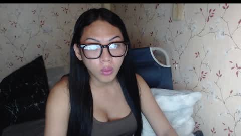Snapshot of lexi09822 chatting on June 14, 11:01 am Hev Lexi online show from June 14, 11:01 am