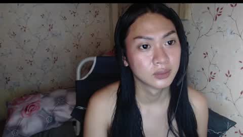 Snapshot of lexi09822 chatting on July 7, 12:35 am Hev Lexi online show from July 7, 12:35 am