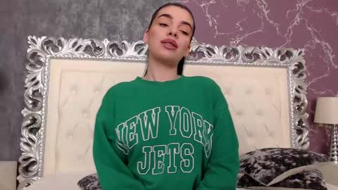 Snapshot of lexi__vicious chatting on January 11, 5:41 am lexi__vicious online show from January 11, 5:41 am